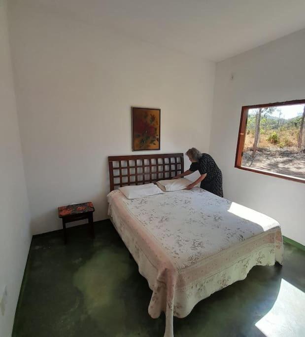 Casa Ampla Na Pousada Terra do Sossego - Rio - Piscinas de Água Mineral - Lazer - Artes - E mais no Espaço mais Especial de Piri