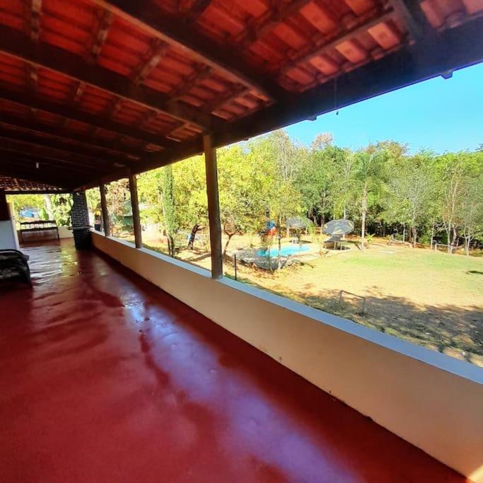 Casa Ampla Na Pousada Terra do Sossego - Rio - Piscinas de Água Mineral - Lazer - Artes - E mais no Espaço mais Especial de Piri