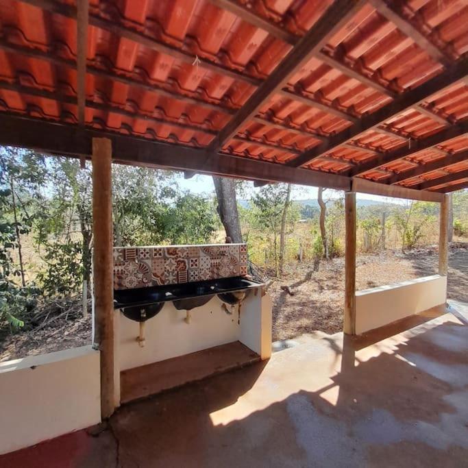 Casa Ampla Na Pousada Terra do Sossego - Rio - Piscinas de Água Mineral - Lazer - Artes - E mais no Espaço mais Especial de Piri