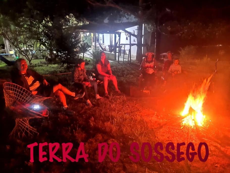 Casa Ampla Na Pousada Terra do Sossego - Rio - Piscinas de Água Mineral - Lazer - Artes - E mais no Espaço mais Especial de Piri