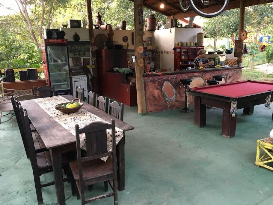 Casa Ampla Na Pousada Terra do Sossego - Rio - Piscinas de Água Mineral - Lazer - Artes - E mais no Espaço mais Especial de Piri