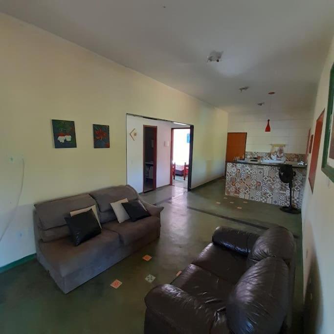 Casa Ampla Na Pousada Terra do Sossego - Rio - Piscinas de Água Mineral - Lazer - Artes - E mais no Espaço mais Especial de Piri