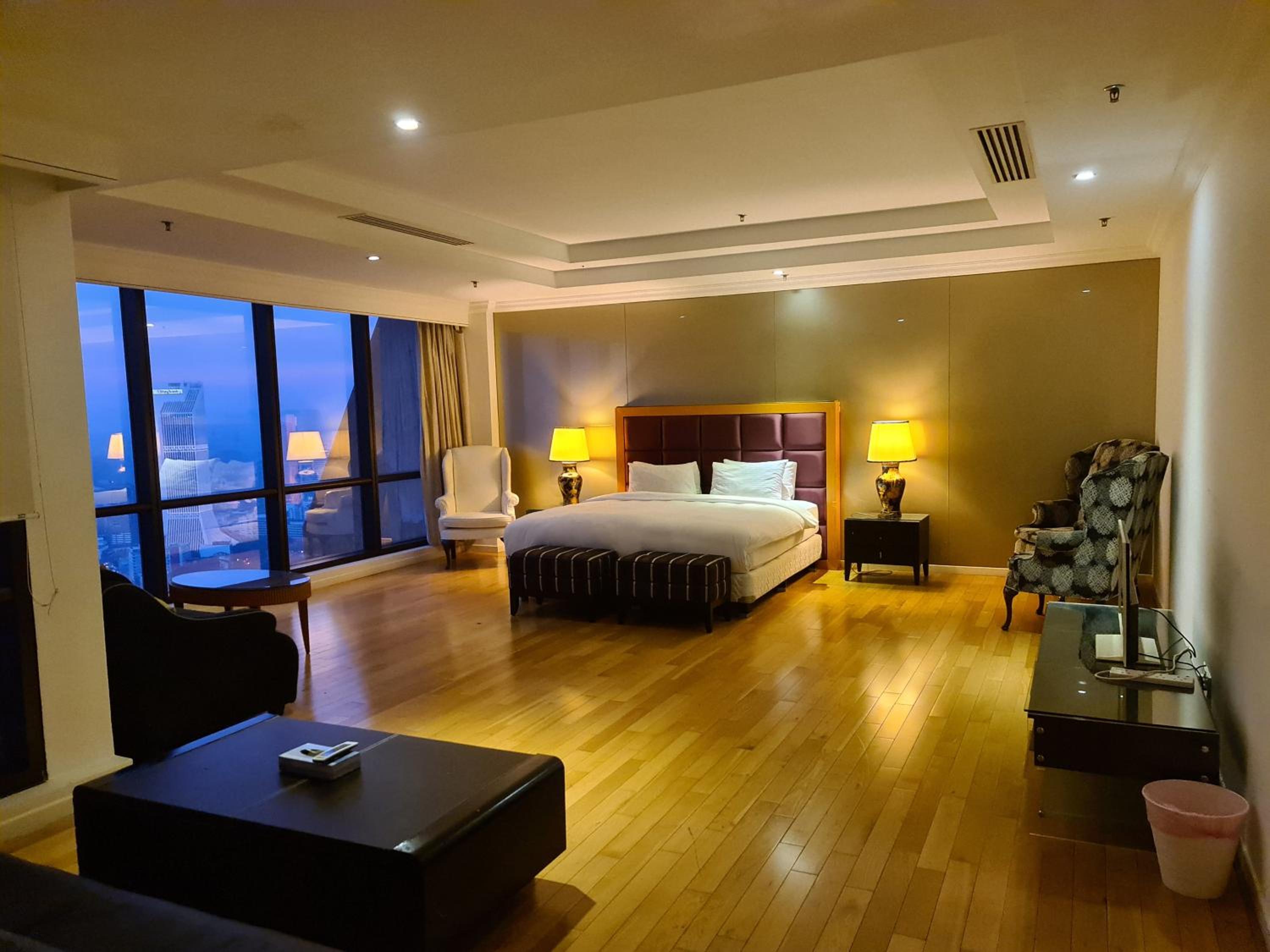 Soho Service Suite at Times Square KL