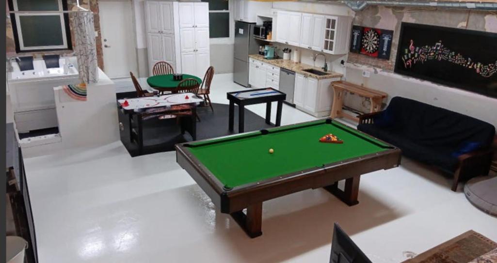 Renovated Church Hamilton! Guest Suite