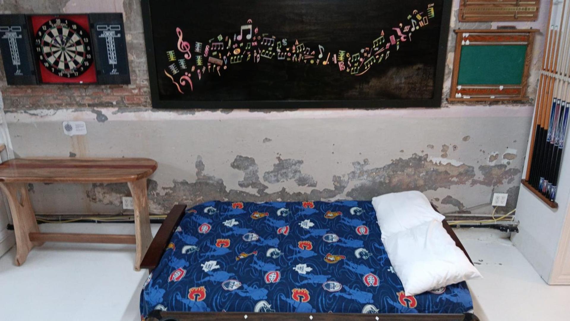 Renovated Church Hamilton! Guest Suite