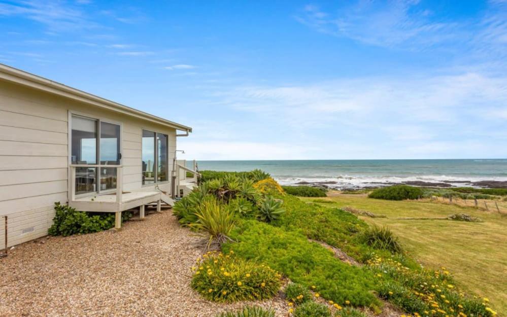 Beachy 62 Ocean Parade Middleton - No Linen Included
