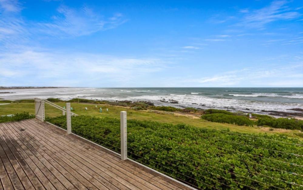 Beachy 62 Ocean Parade Middleton - No Linen Included
