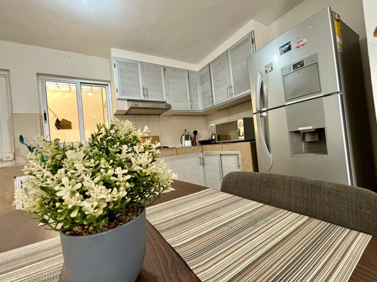 Centrico, Cama King Size & Cocina Cerca de la UAS view 3