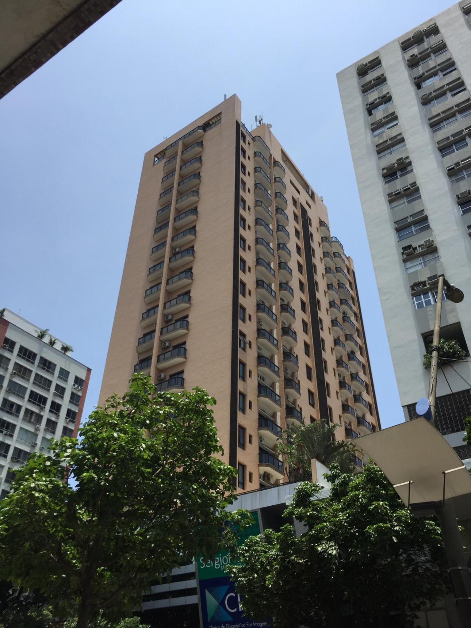 TOP LEBLON Flats — Rio De Janeiro