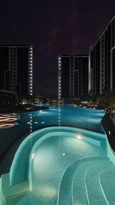 Maya Bay Gamuda Cove Splash Mania near KLIA and Cyberjaya