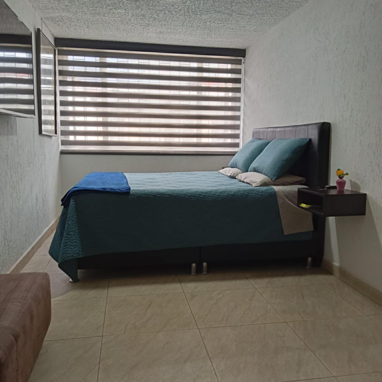 Habitación Hermosa iluminada
