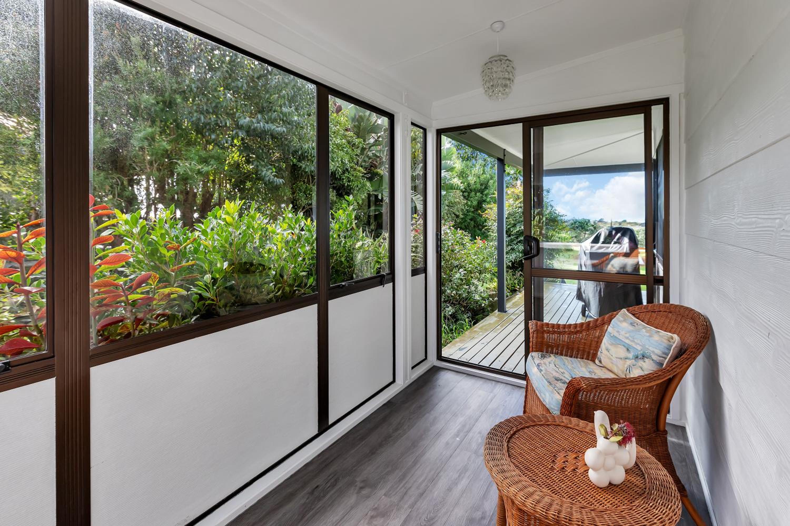 River Ridge Retreat - Ruakaka Holiday Home view 4