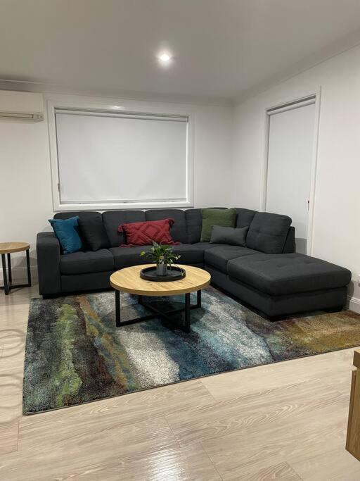 One Forty Four - Stylish & central family accom