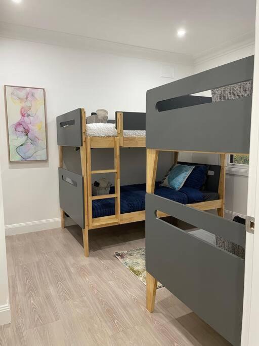 One Forty Four - Stylish & central family accom