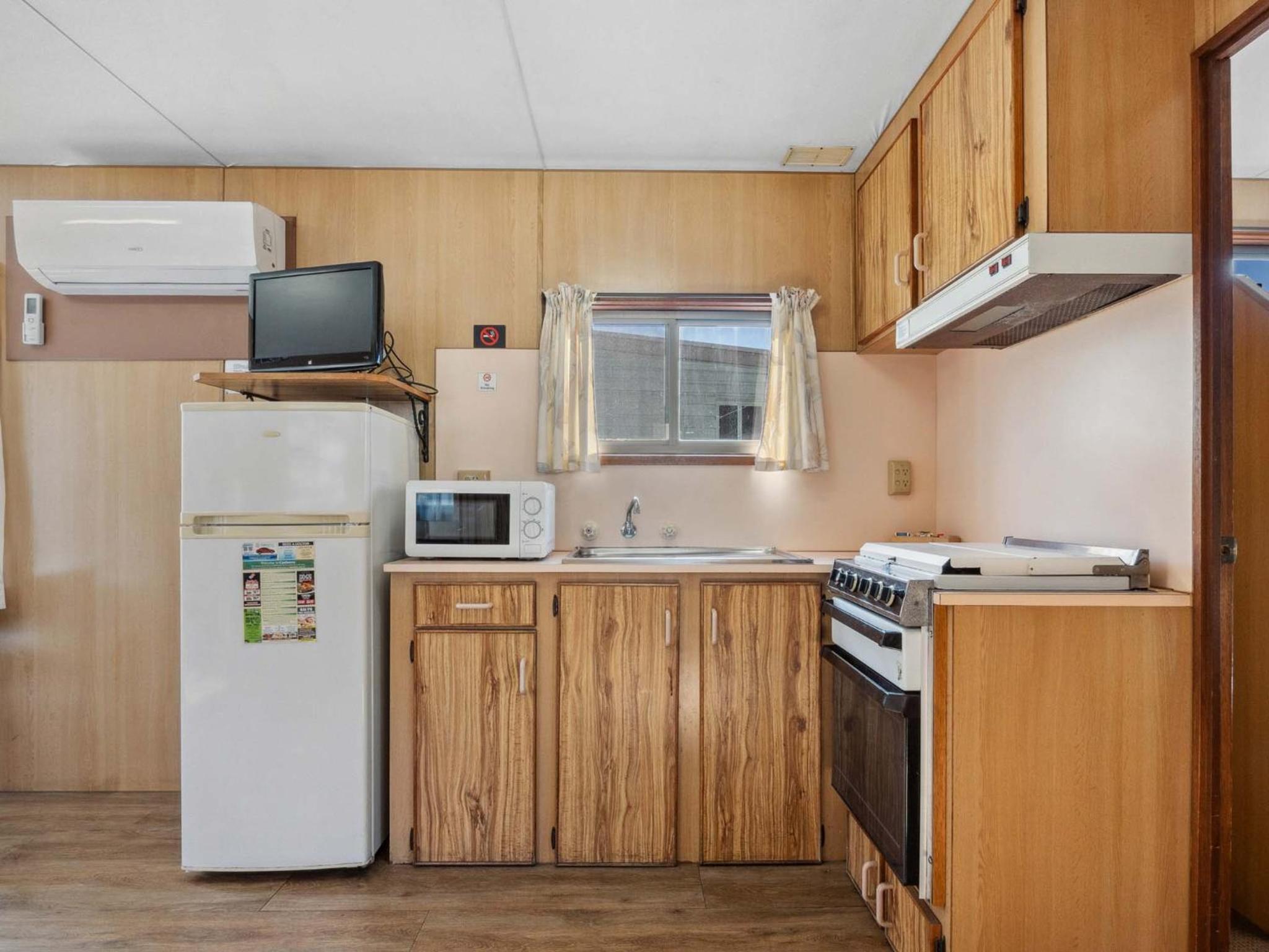 Canberra Holiday Village