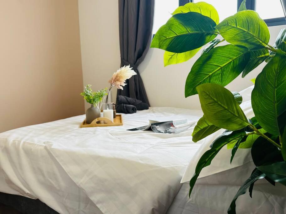 MVC50#Family Suite 9pax 3 Rooms M Vertica Velocity Mall Cheras