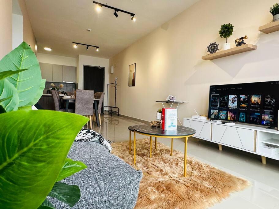 MVC50#Family Suite 9pax 3 Rooms M Vertica Velocity Mall Cheras