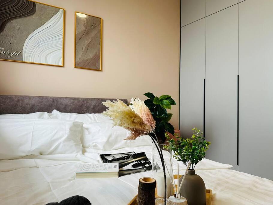 MVC50#Family Suite 9pax 3 Rooms M Vertica Velocity Mall Cheras