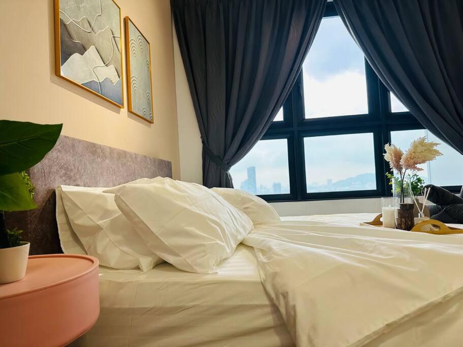 MVC50#Family Suite 9pax 3 Rooms M Vertica Velocity Mall Cheras