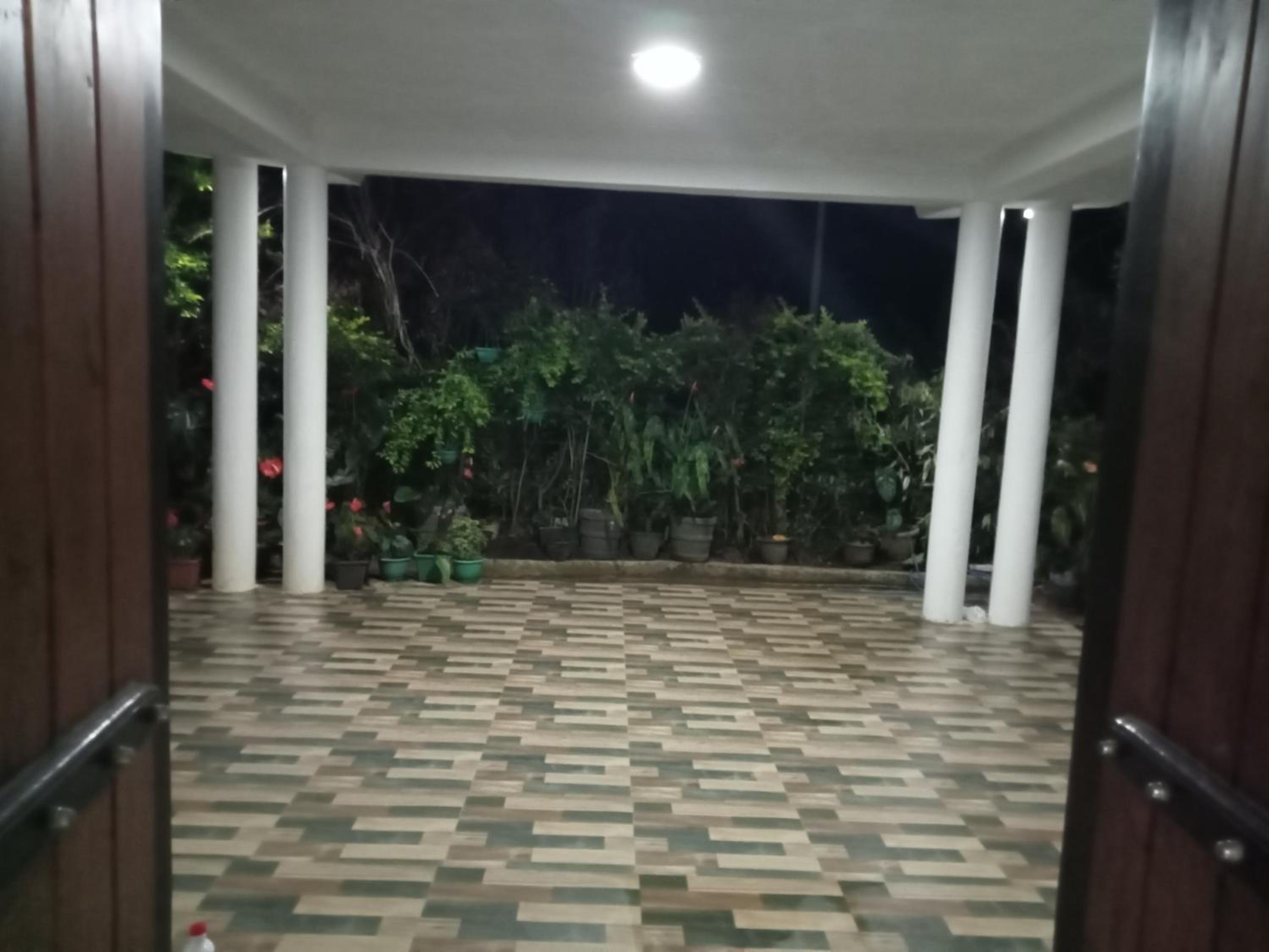 Devil mountain villa- kalupahana