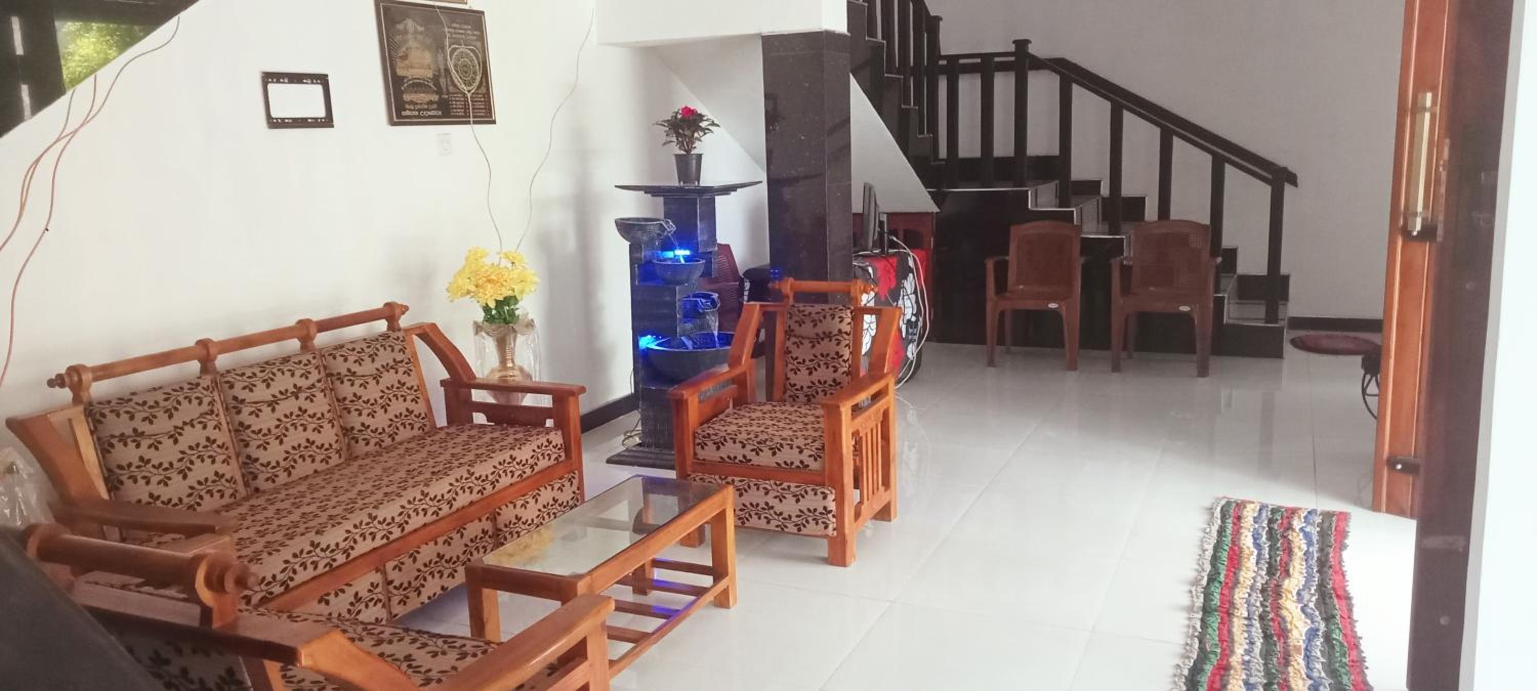 Devil mountain villa- kalupahana