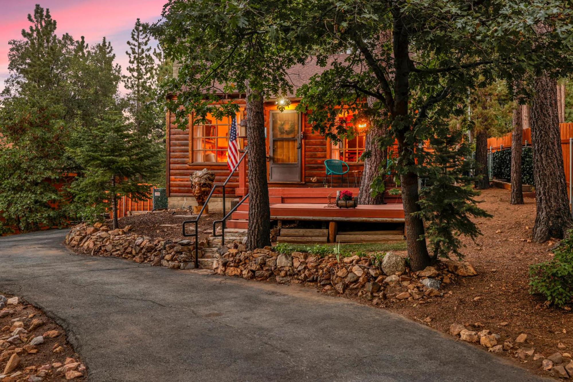 Hotel The Nest On Towne Trail - Image 1