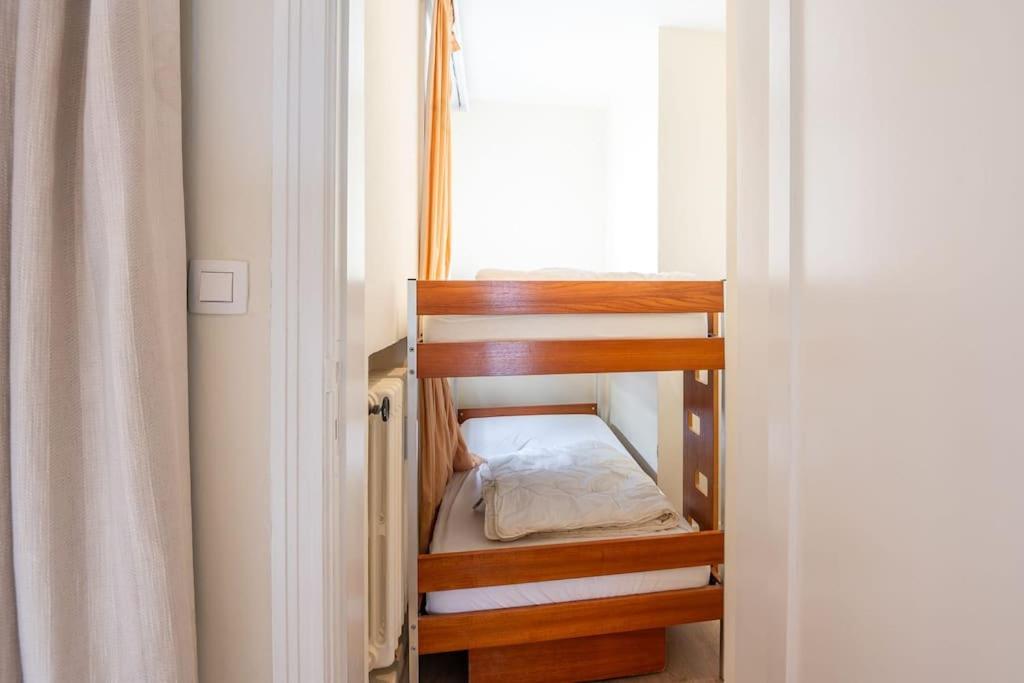 Charming apartement with sea view for 6