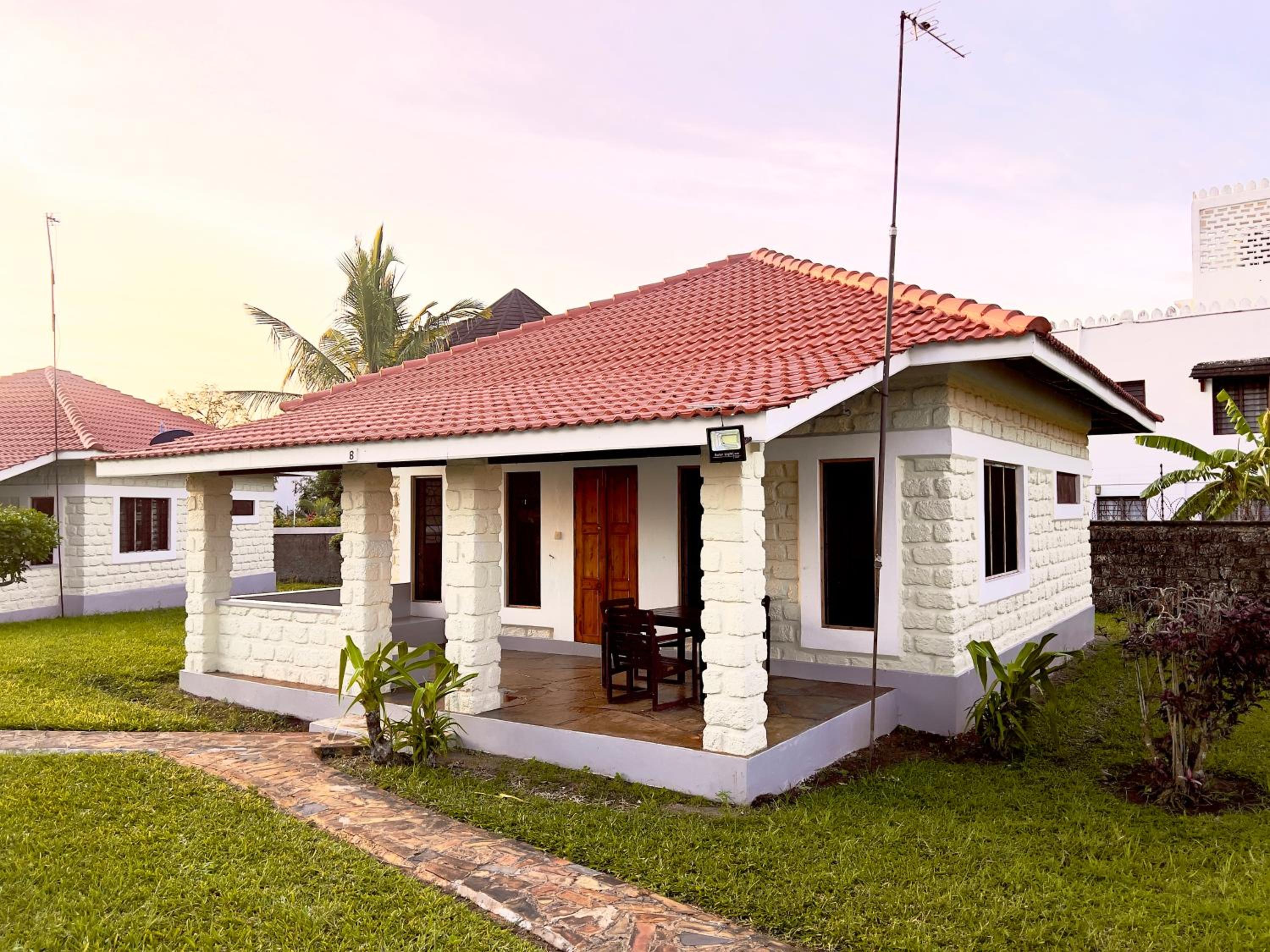 Doric Cottages Diani