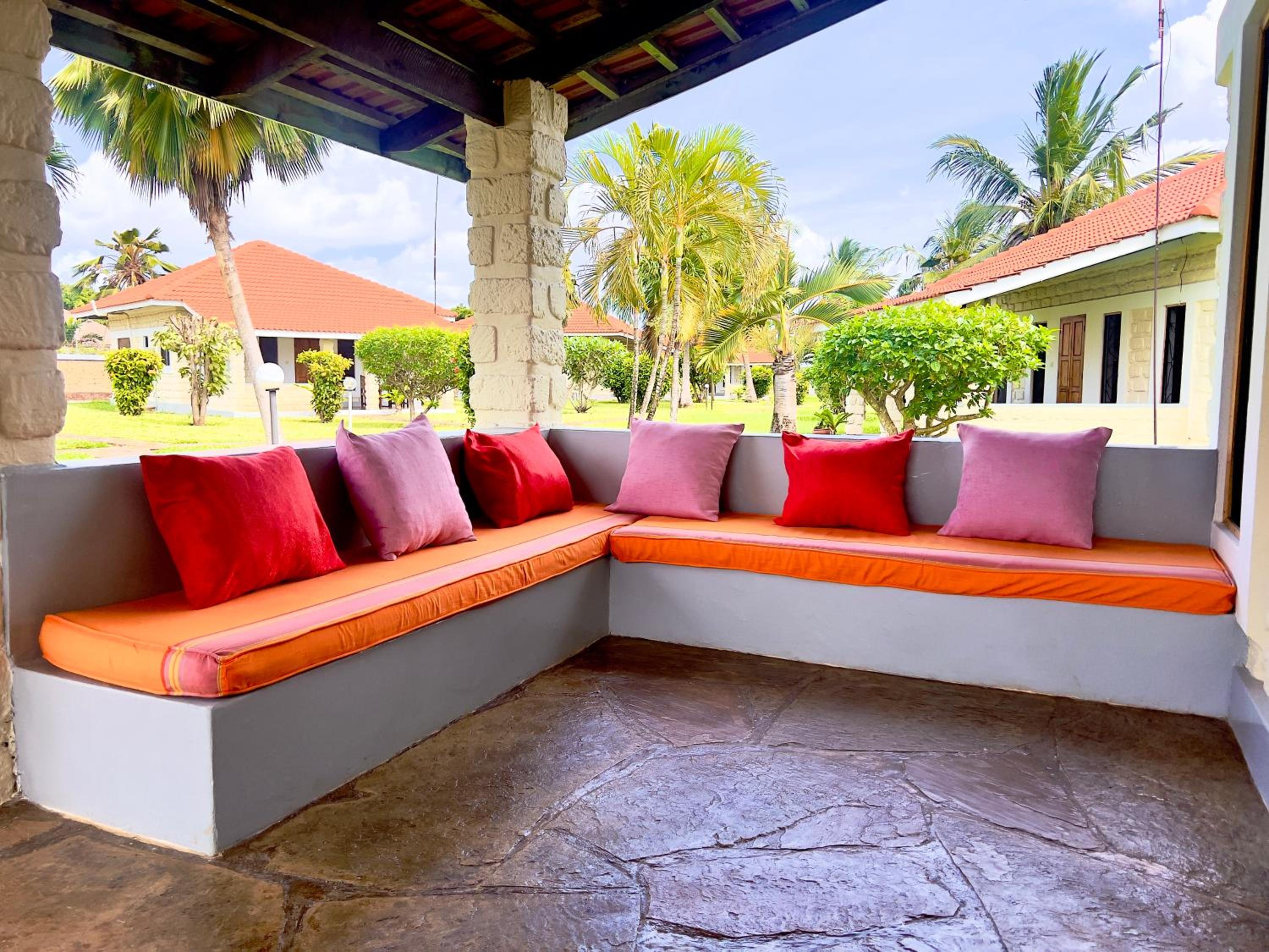 Doric Cottages Diani