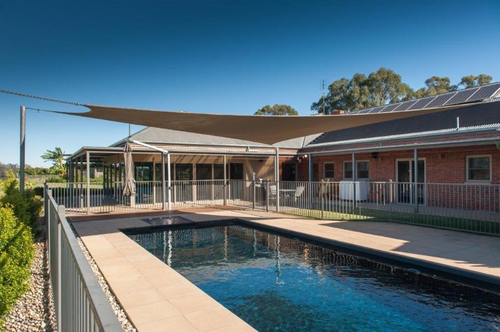 Nepeta Cataria Estate - Echuca Holiday Homes