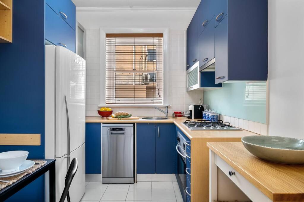 Two Terrific Albert Park Apartments