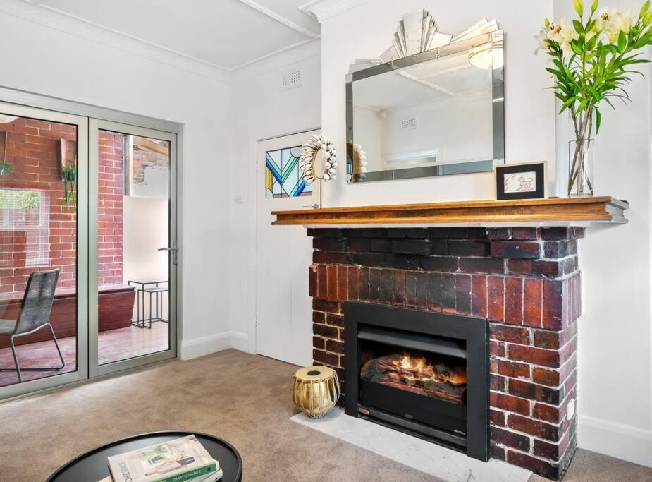 Two Terrific Albert Park Apartments