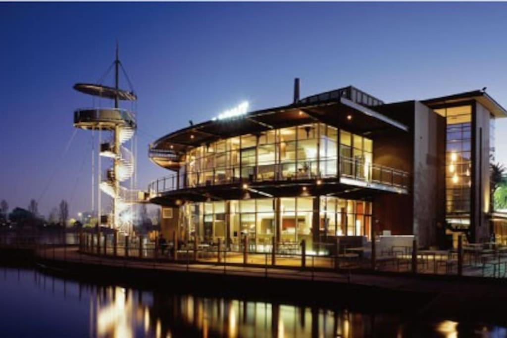 Two Terrific Albert Park Apartments