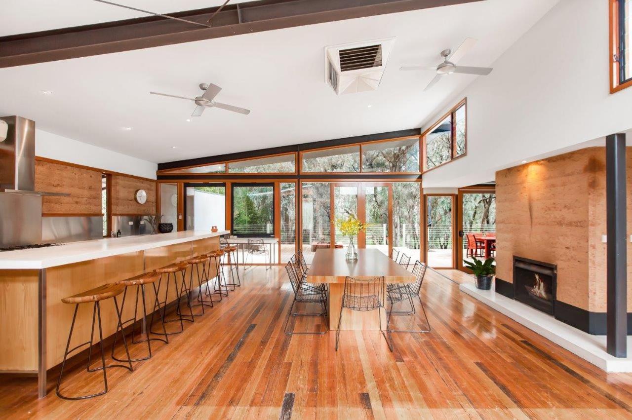 Elements - Echuca Holiday Homes
