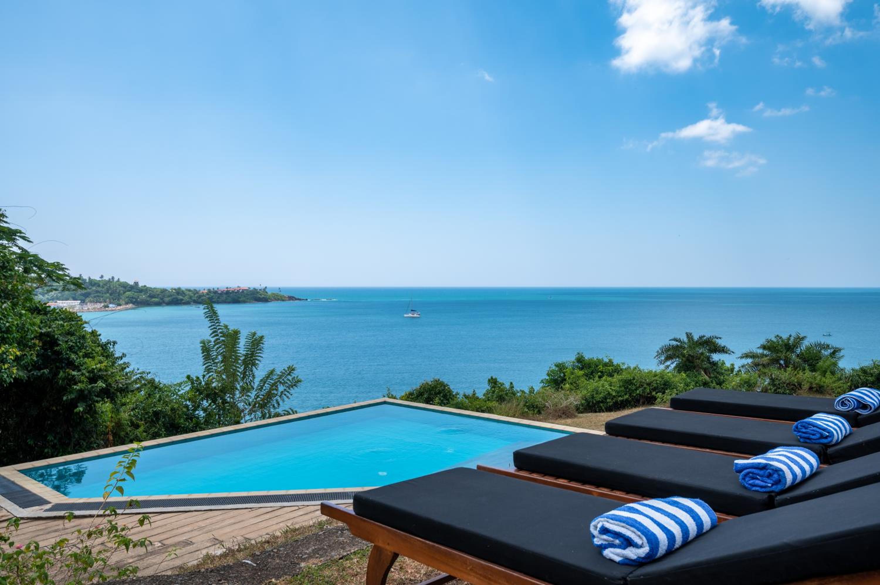 Red Cliffs, Mirissa by The Serendipity Collection view 5
