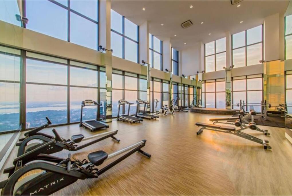 Luxury Sky 88 High Floor Netflix Near Ksl