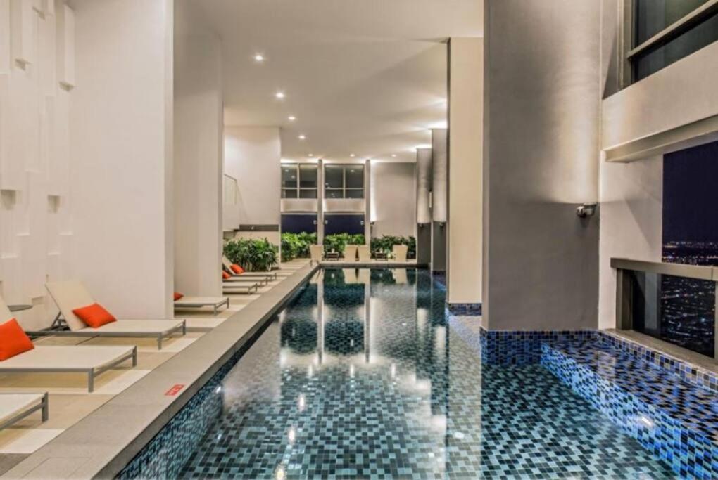 Luxury Sky 88 High Floor Netflix Near Ksl