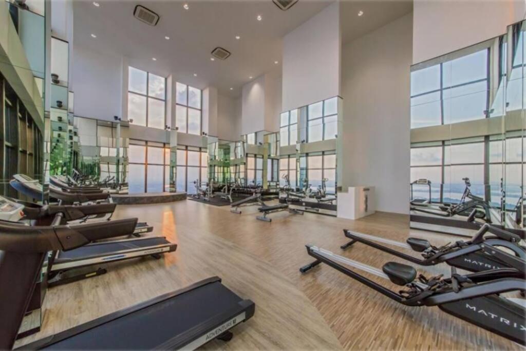 Luxury Sky 88 High Floor Netflix Near Ksl