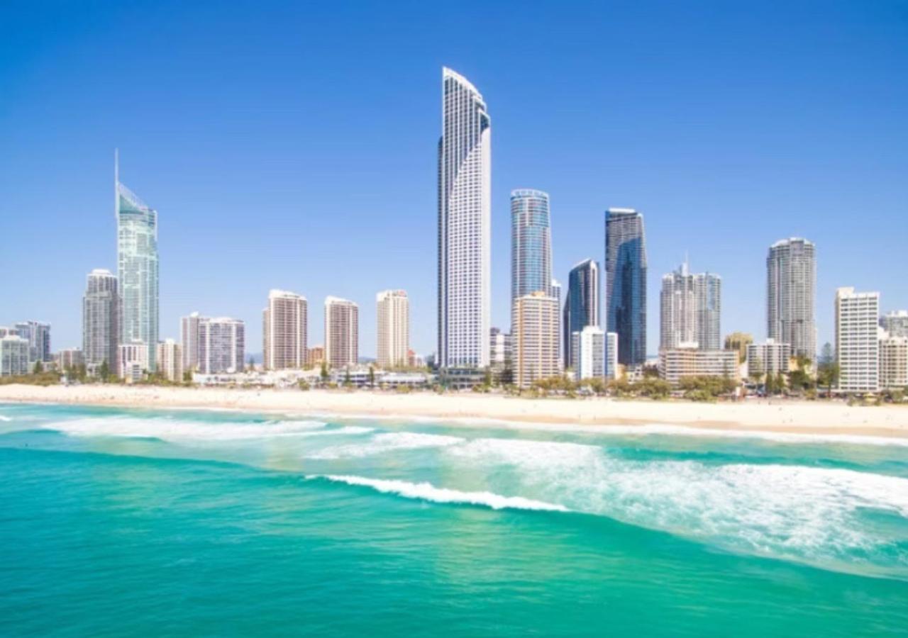 Hotel Room Ocean View Surfers Paradise