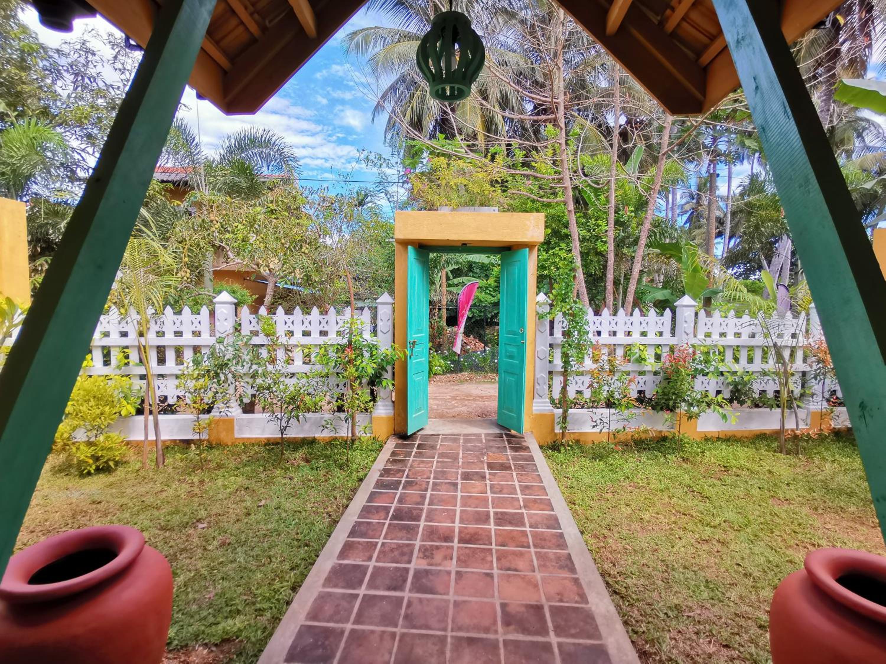 Mahi Mahi Cottage view 4