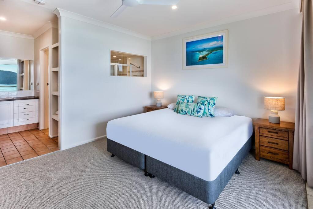 Hibiscus 207 & Free Buggy - Hamilton Island