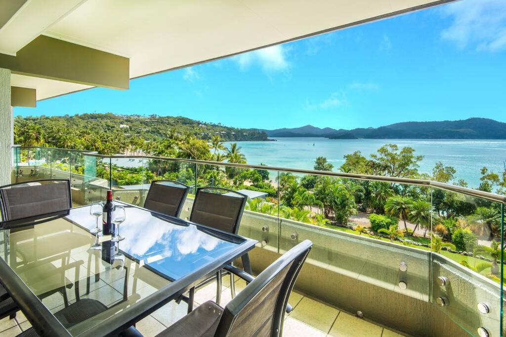 Hibiscus 207 & Free Buggy - Hamilton Island