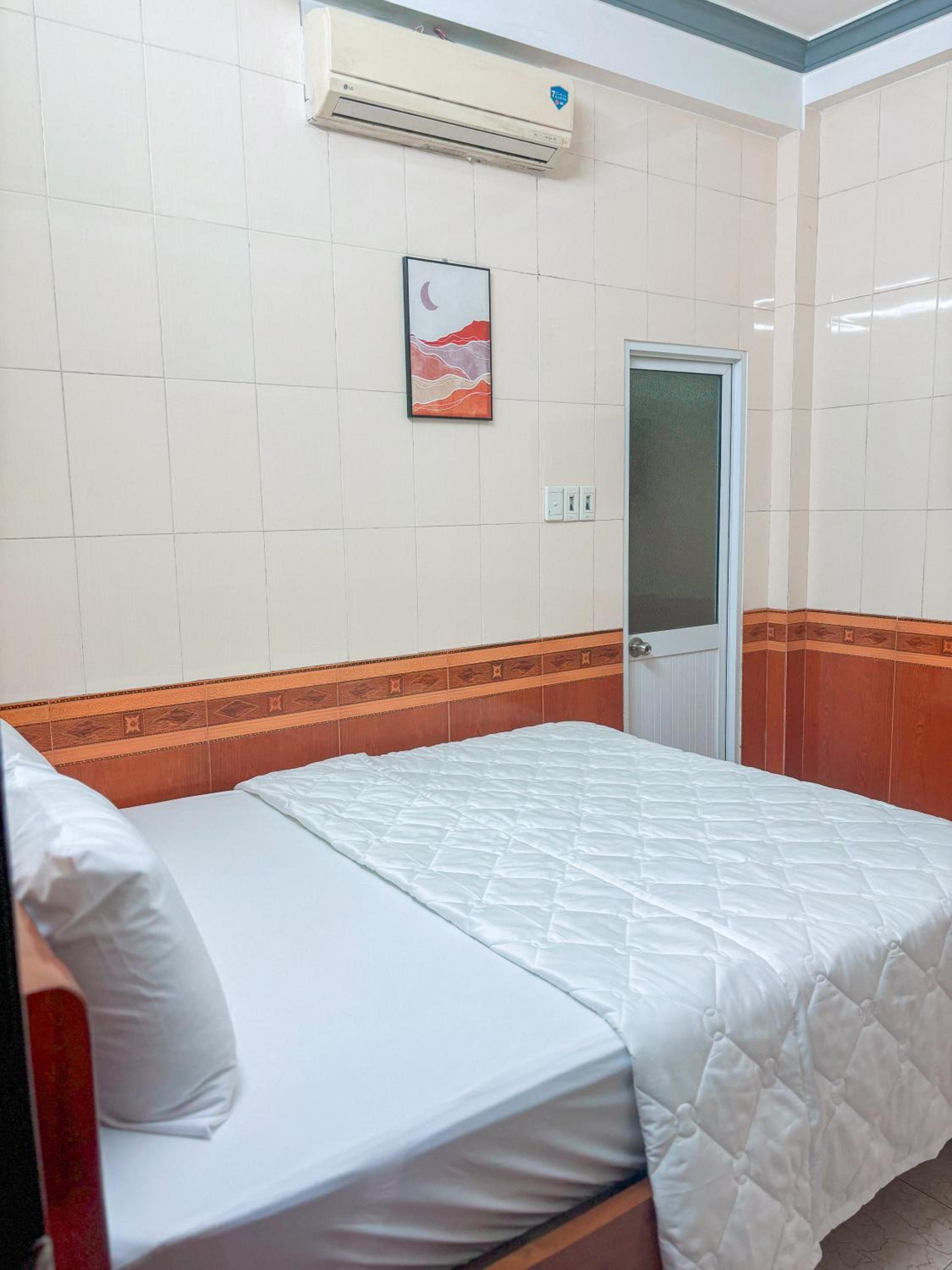 Hồng Hà Guest House