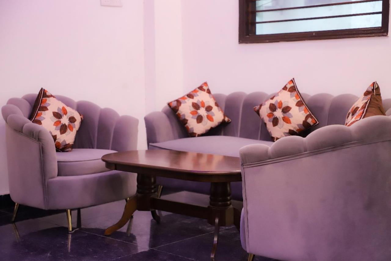 Atlantiis Suites Inn Near IGI Airport Delhi