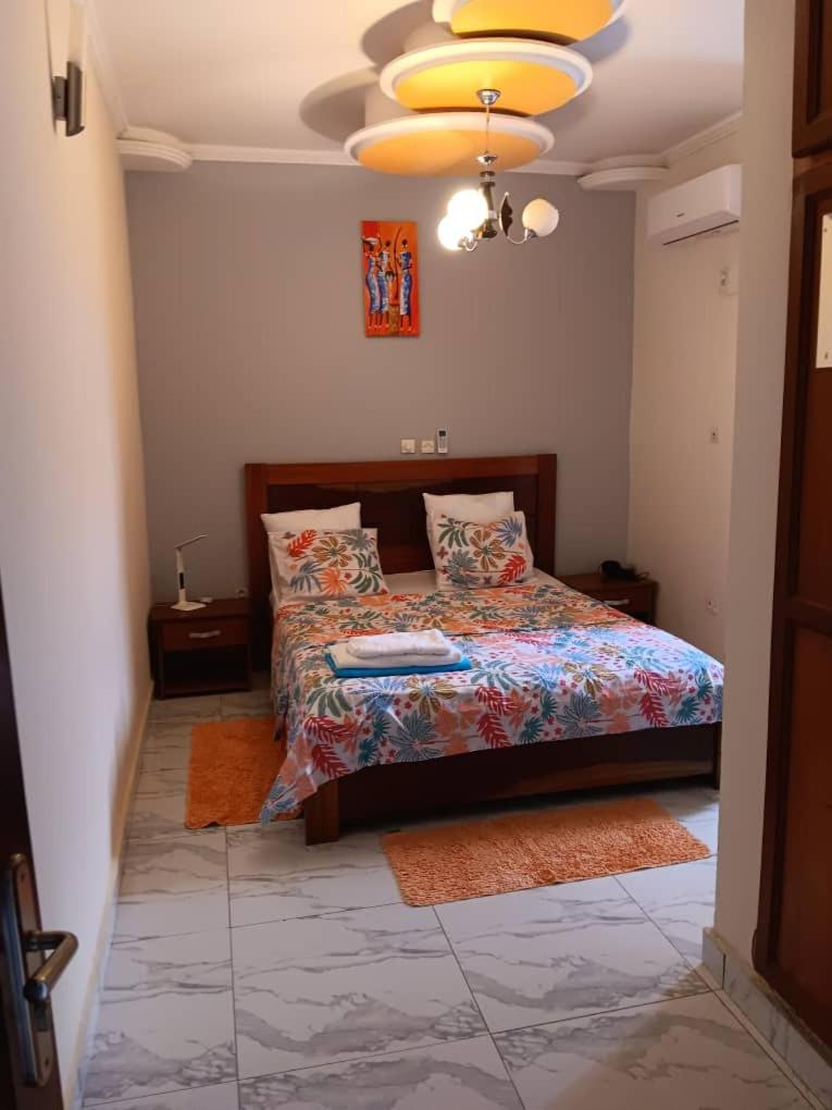 RÉSIDENCE LYONNAISE Yaoundé-ODZA