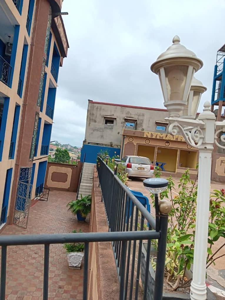 RÉSIDENCE LYONNAISE Yaoundé-ODZA