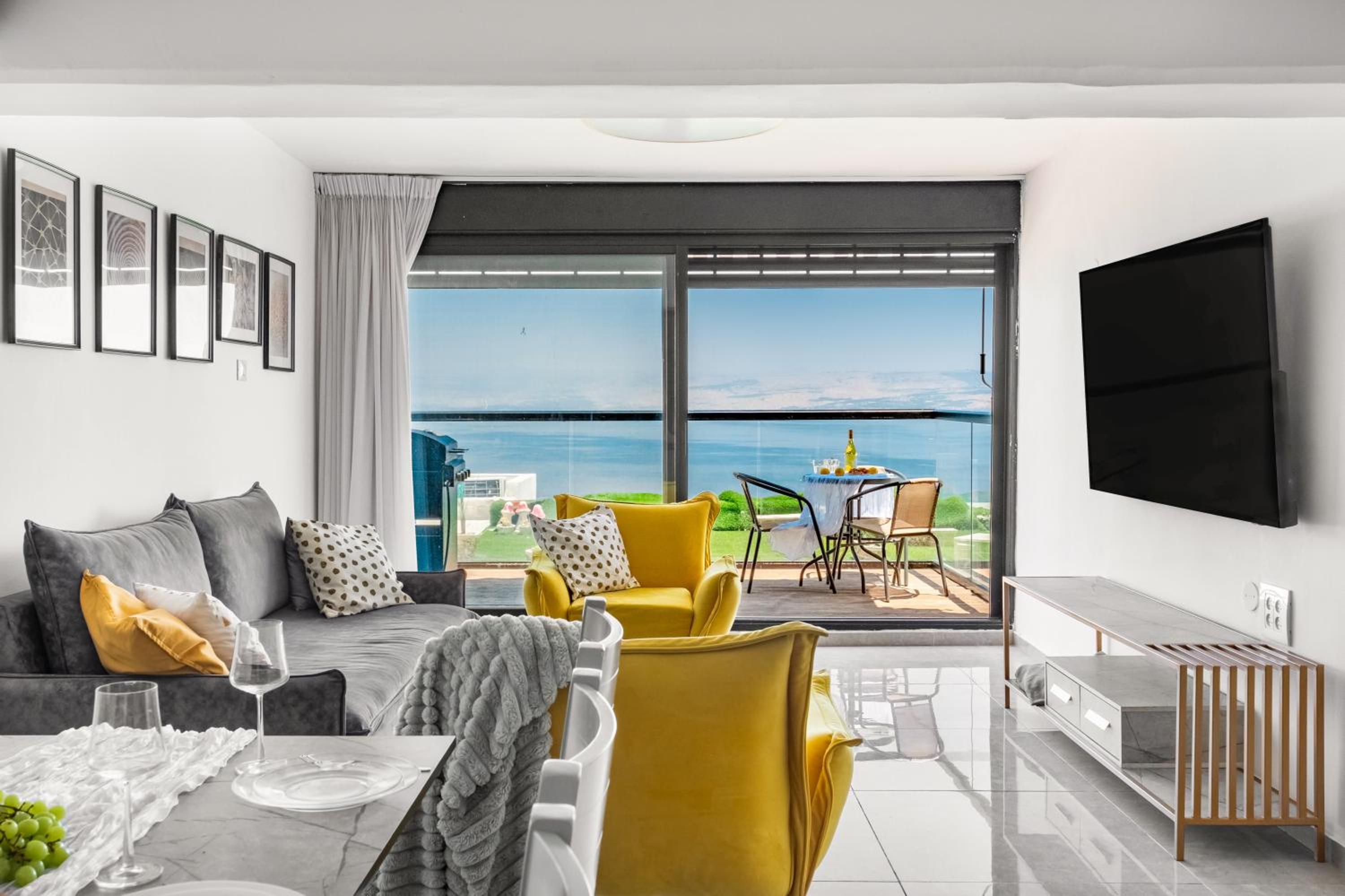 Sea of Galilee Panorama Apartment by Sea N' Rent view 4