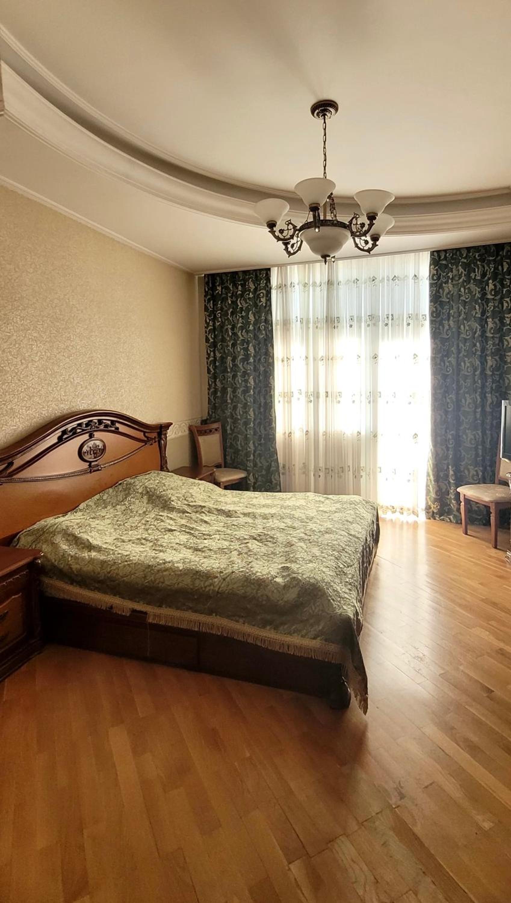 The full 4 bedroom apartment