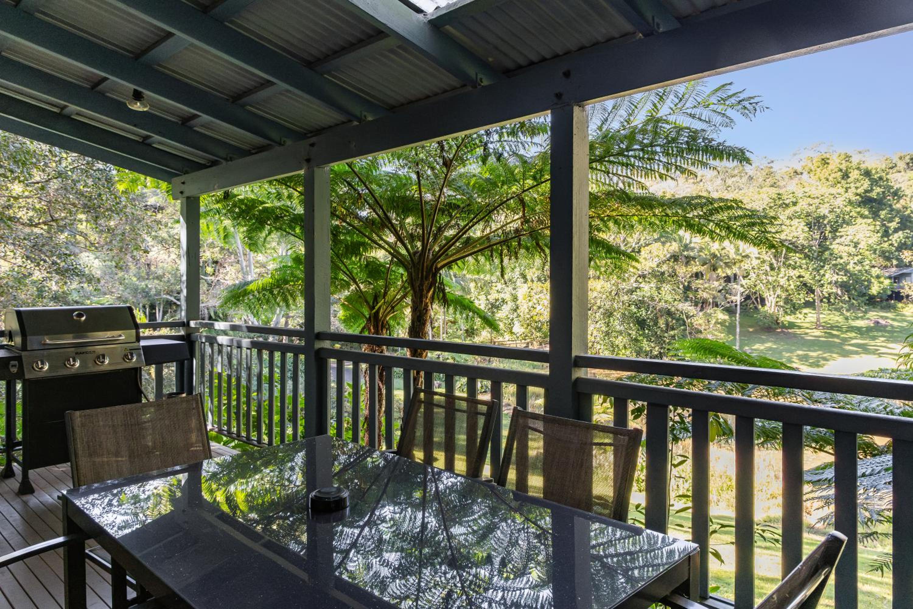 Montville Country Cabins