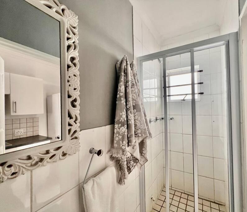 Escape to 205 in Stellenbosch central-free parking view 3